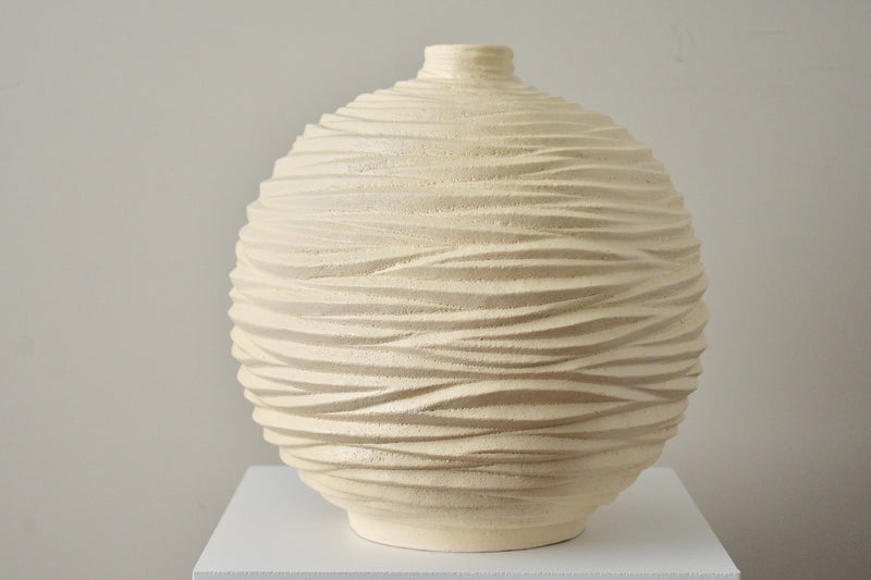 Waves Sphere Vase
